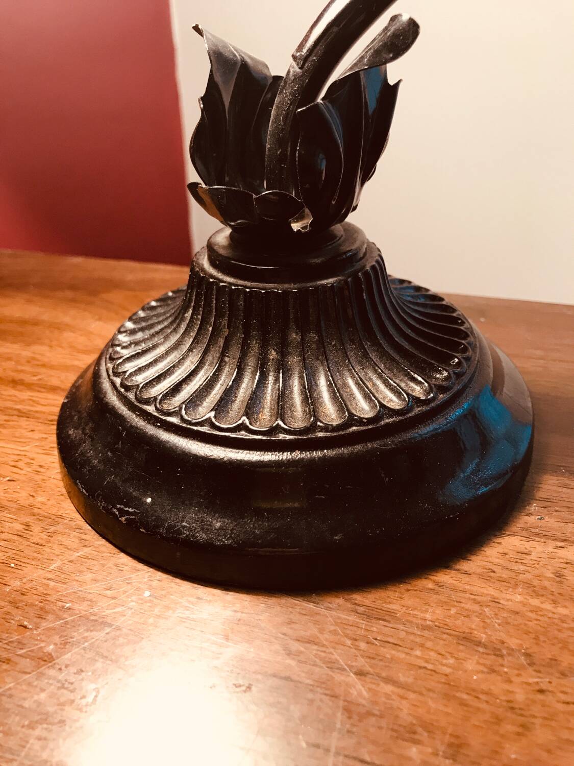 Lampe fleur en tôle, années 50