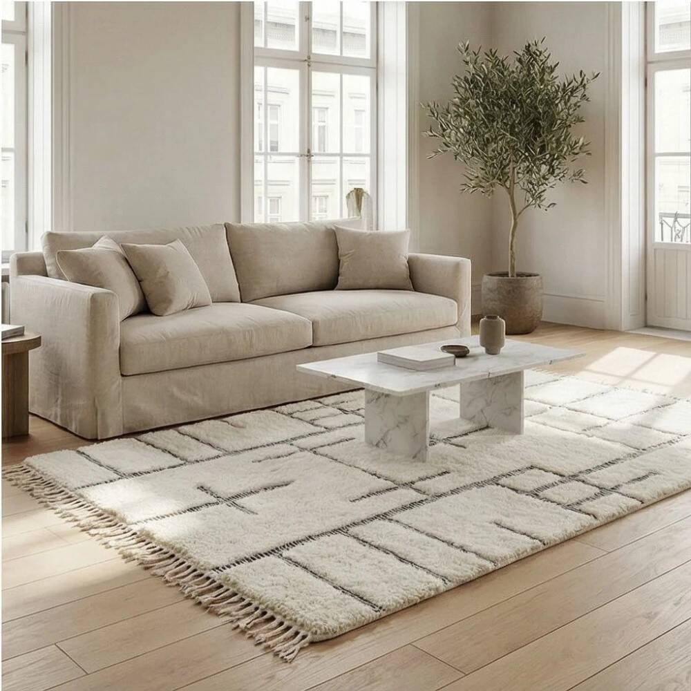 Aman graphic Berber wool rug