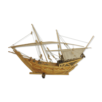 Maquette bateau en bois exotique, cote d'ivoire vintage