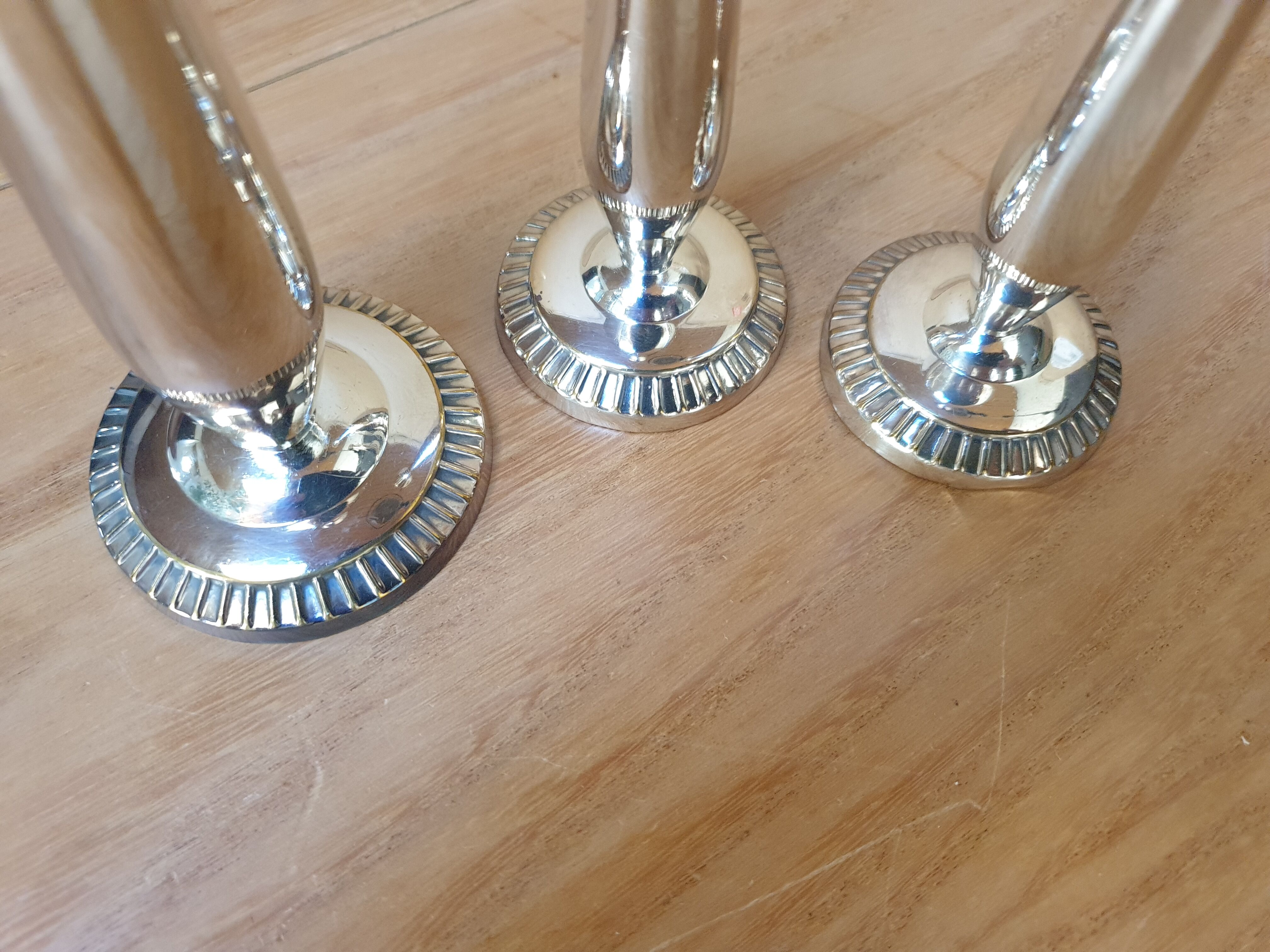 Set of 3 silver metal soliflores