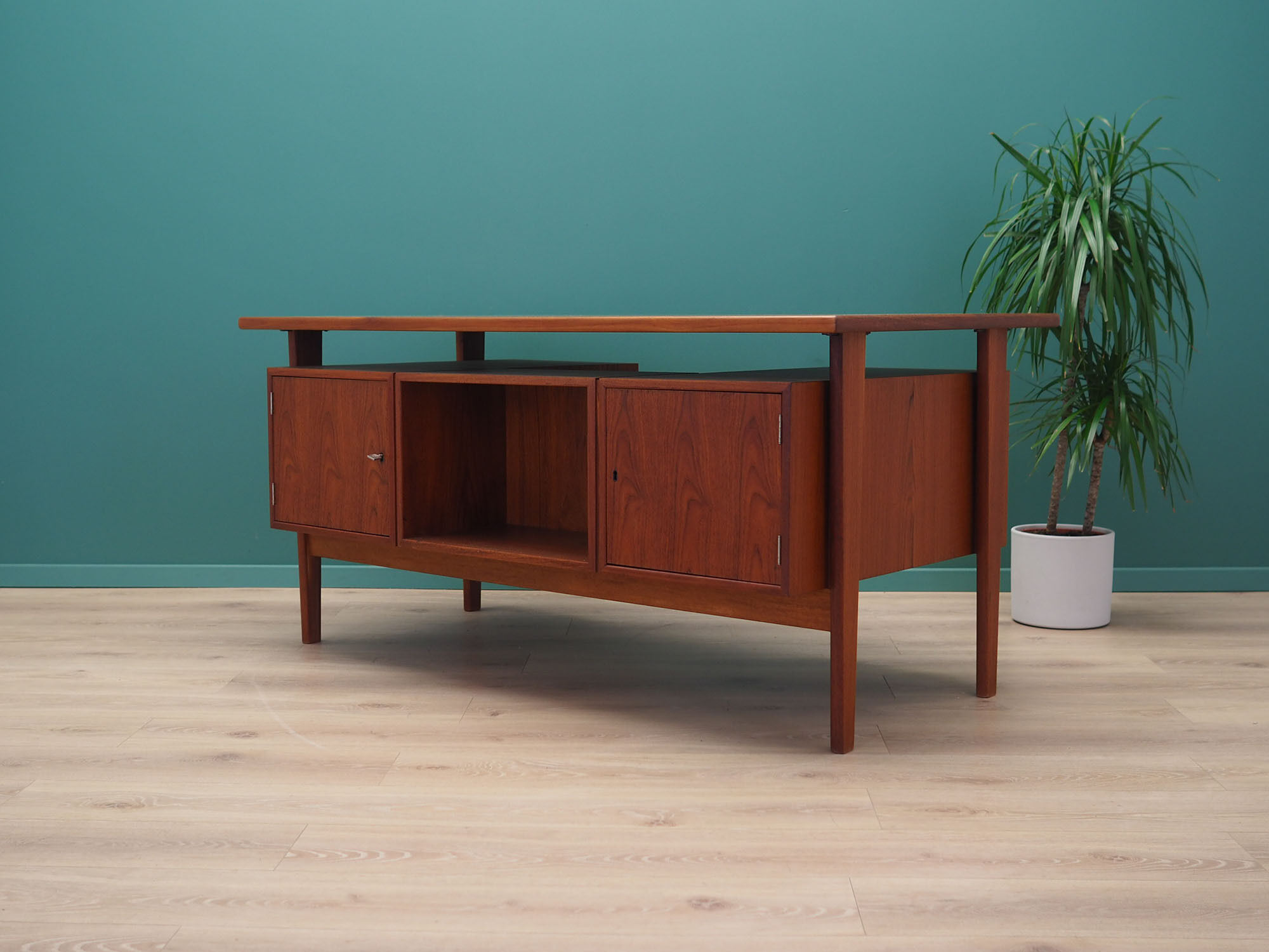 Bureau en teck, design danois, années 1970, design Kai Kristiansen