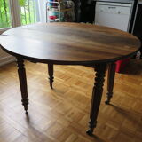 Oak round table