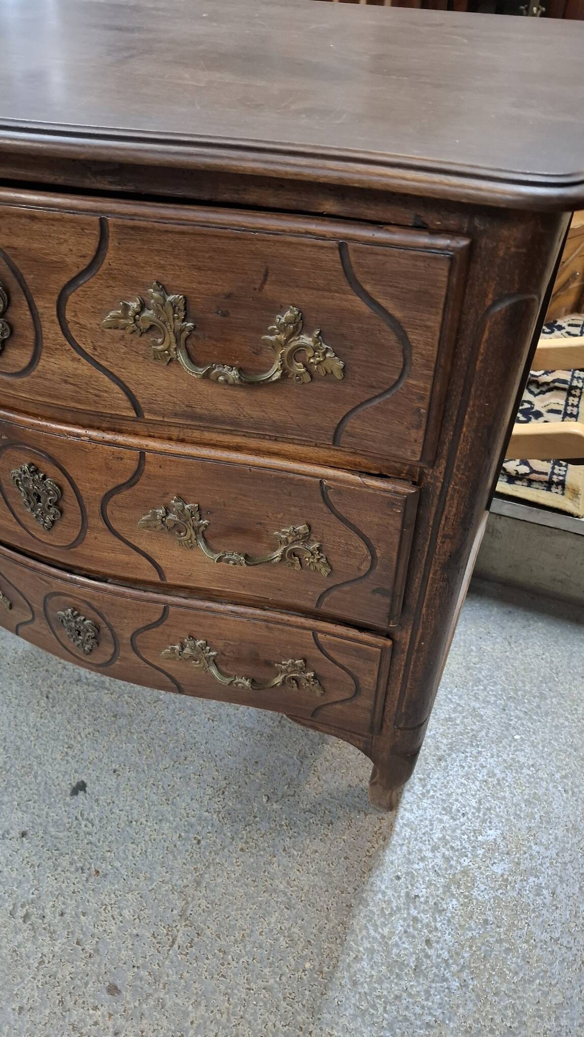 Louis XV style chest of drawers