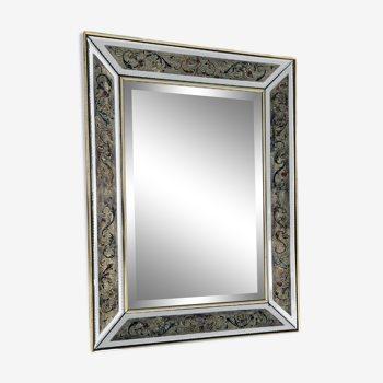 Venice mirror with engraved glass and floral decoration