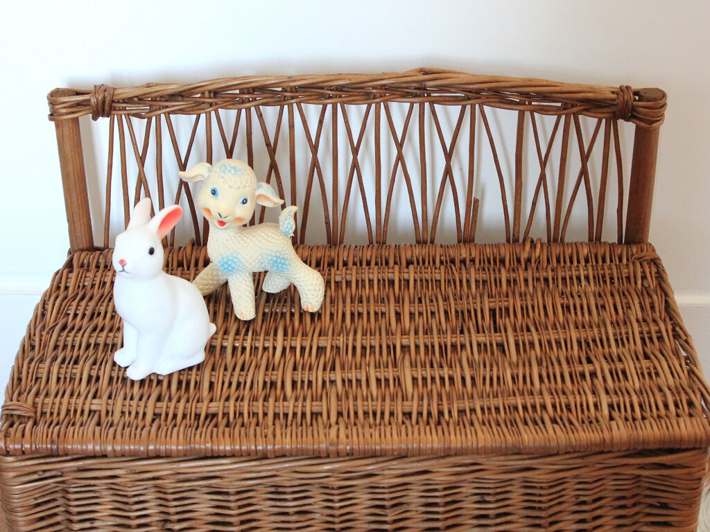 Vintage wicker box