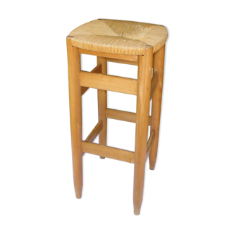 Top bar stool blond wood and mulch