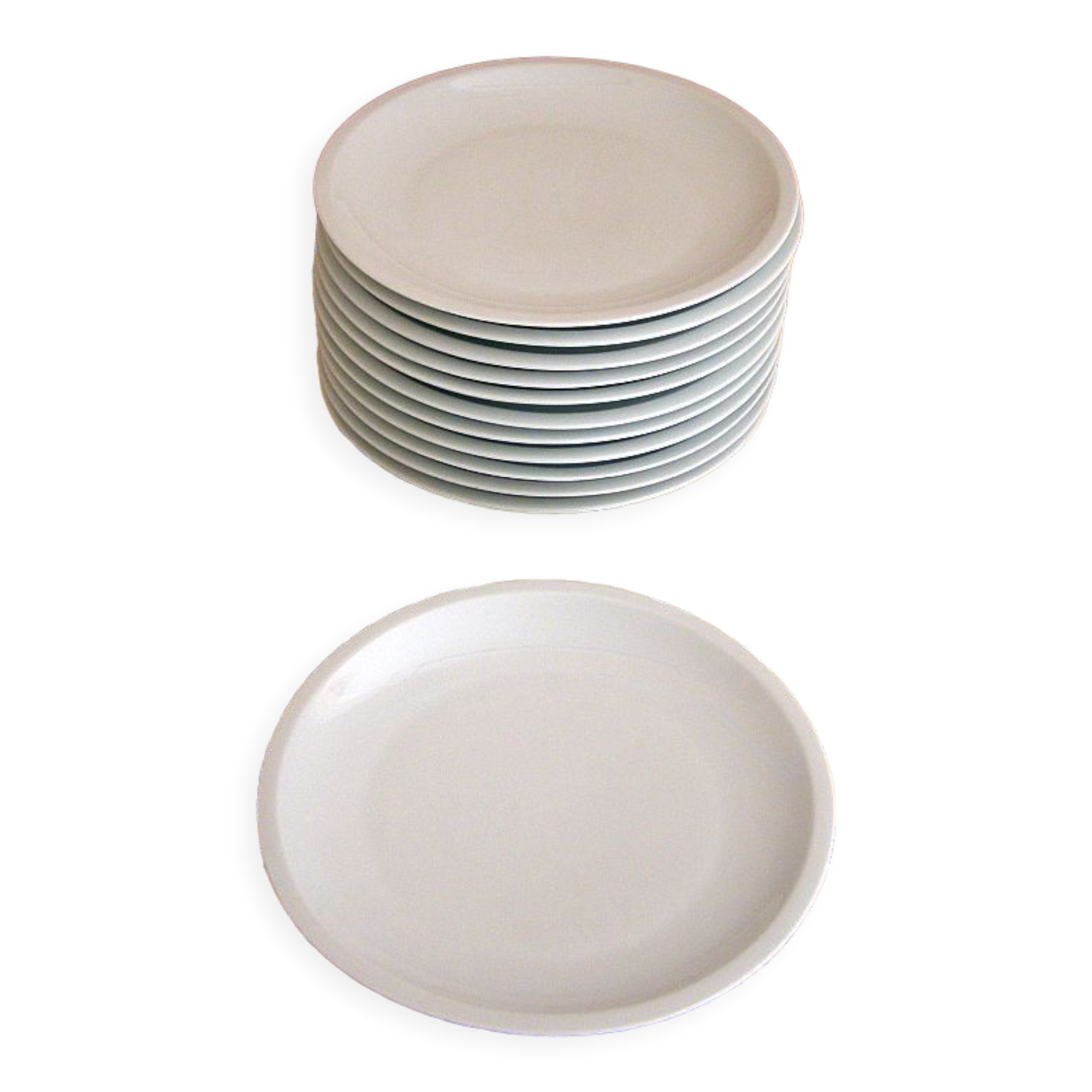 30 white porcelain plates - 15 flat plates and 15 dessert plates