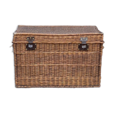 Wicker trunk