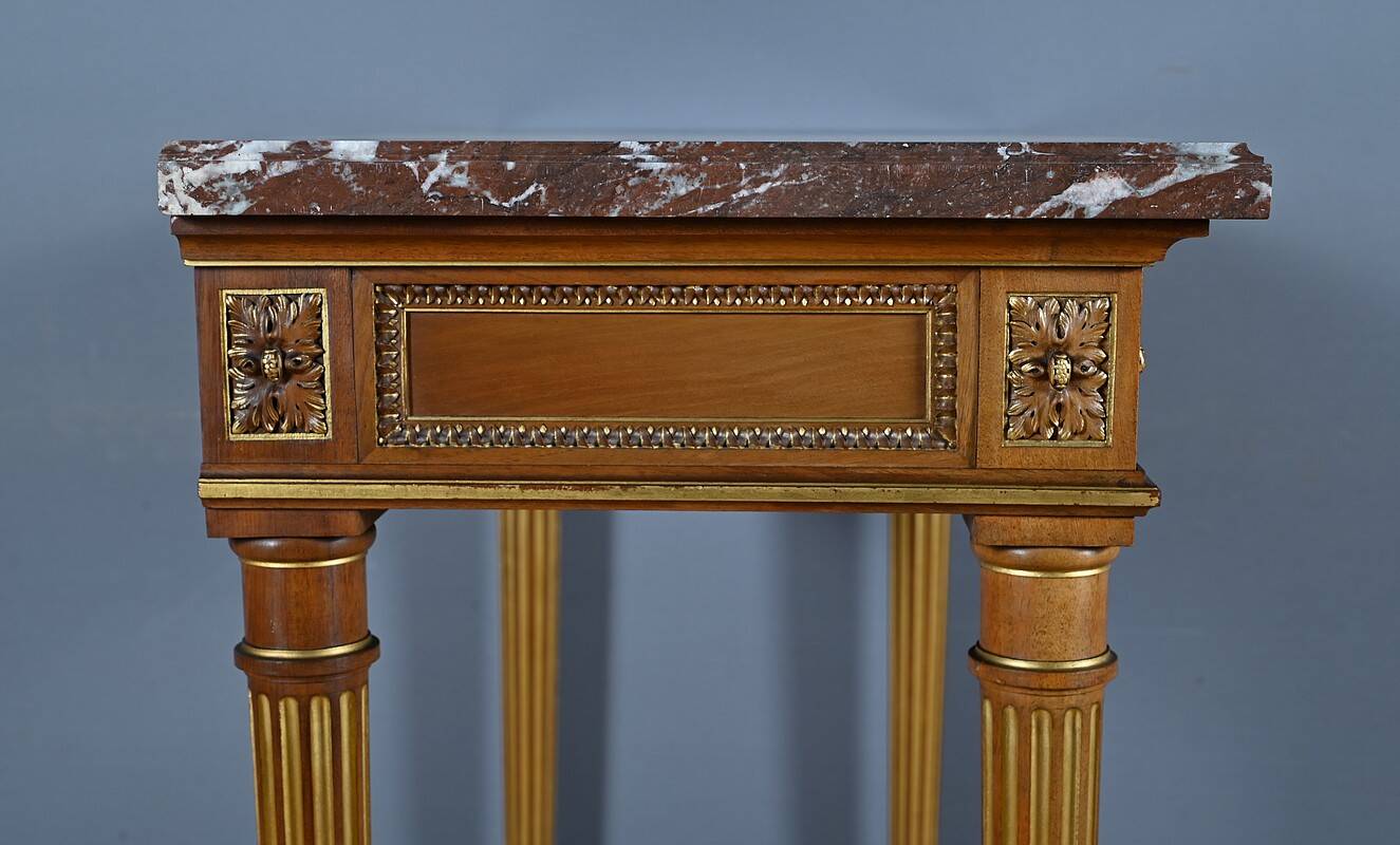 Console en acajou, style Louis XVI – 2ème moitié XIXe
