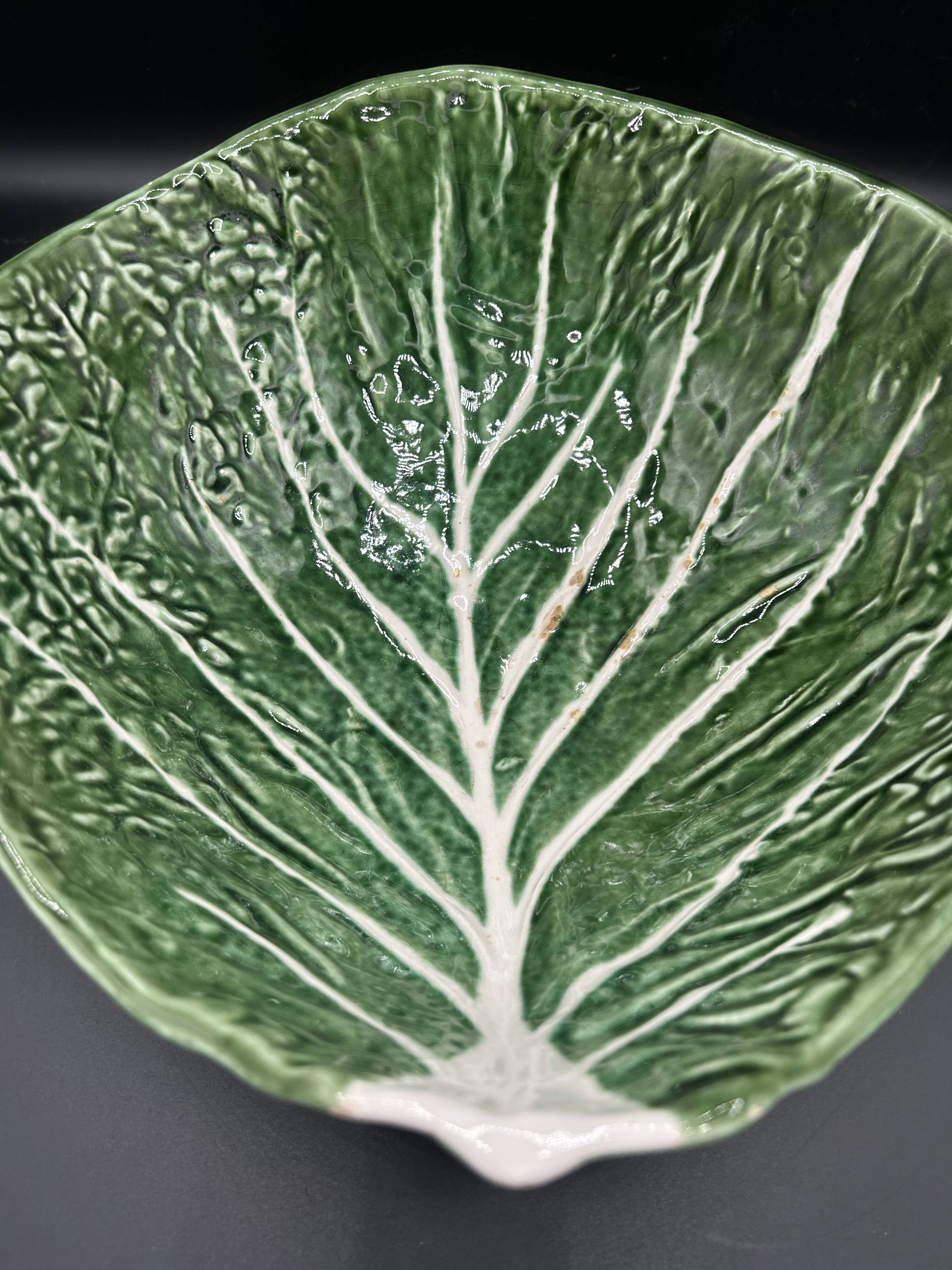 Large Salad Bowl Barbotine Cabbage Leaf - Portugal Vintage P.777A
