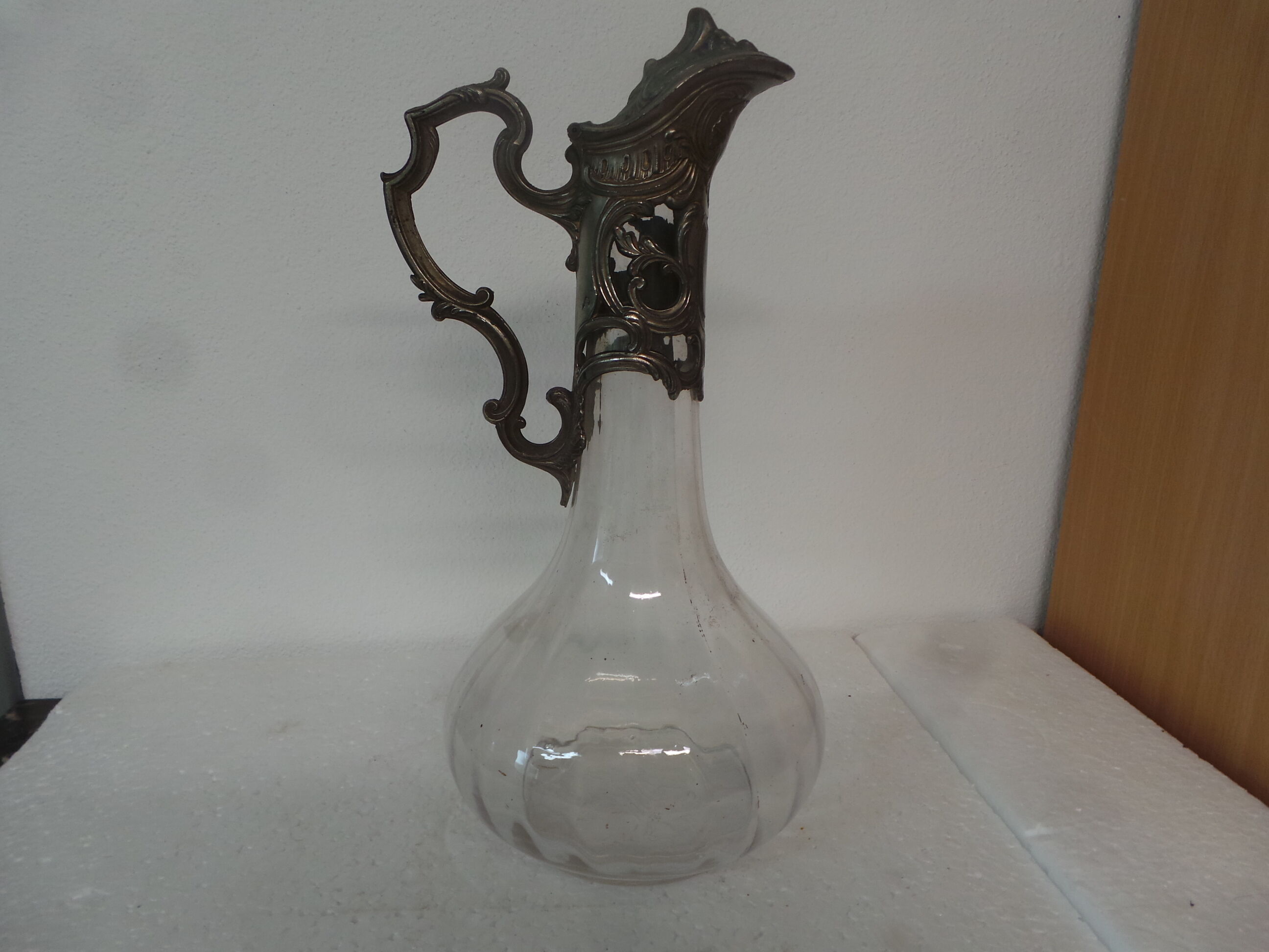Louvre's crystal department store sharp carafe paris