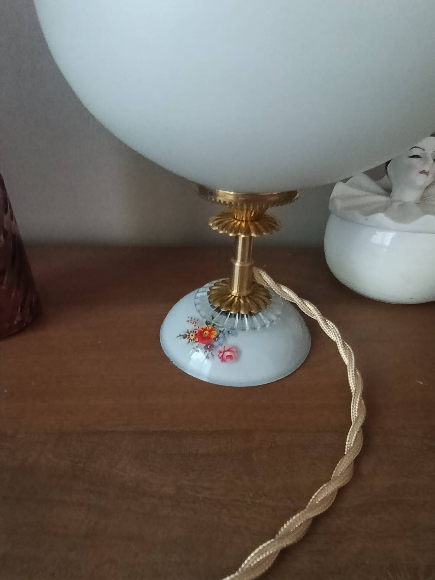 Opaline lamp & retro chic flowers, unique upcycled creation