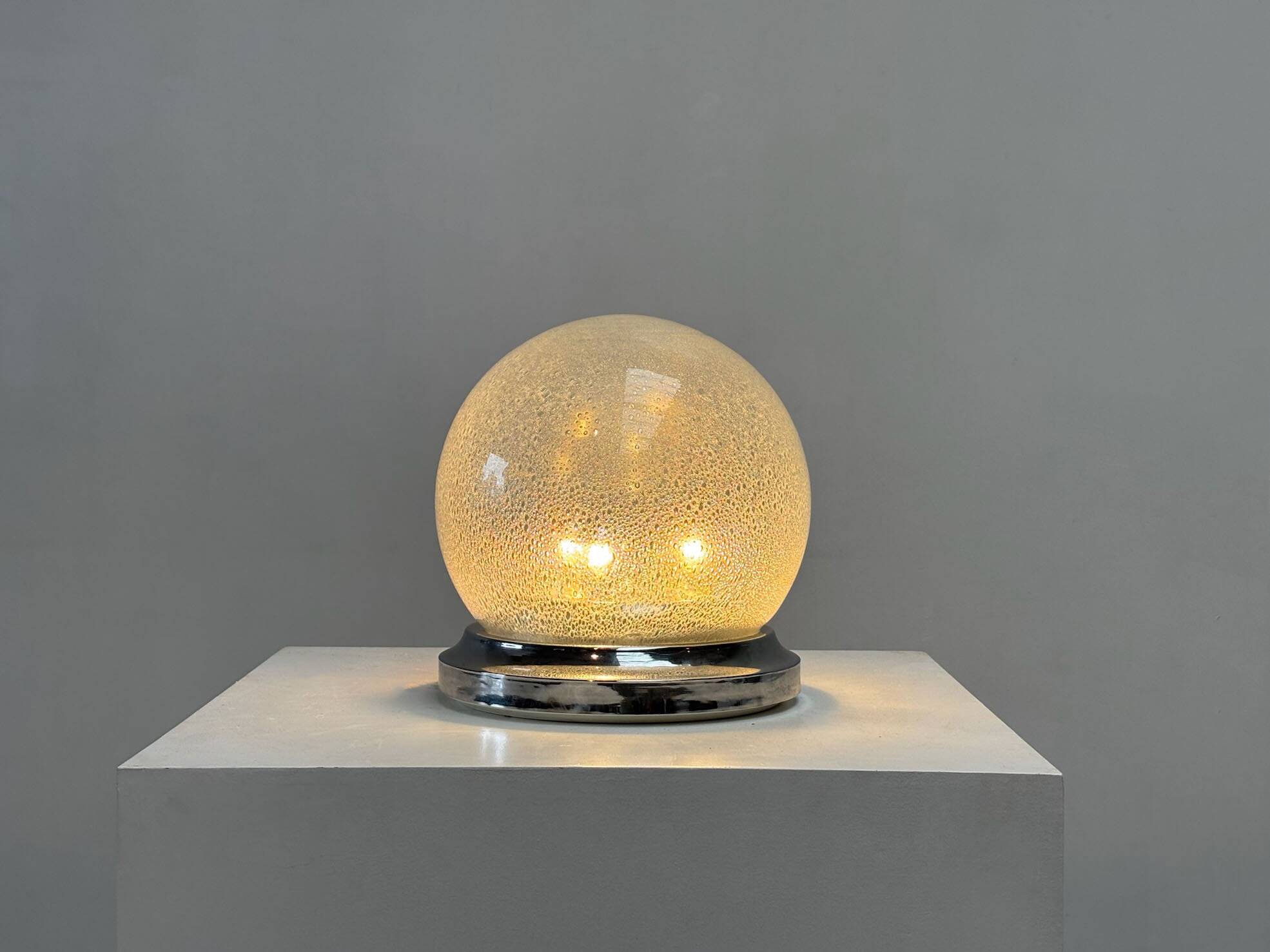 1970s Italian table lamp