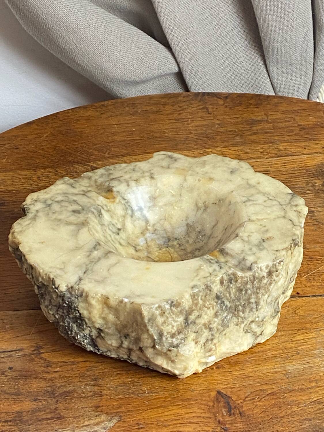 Cendrier en albâtre, Italie 