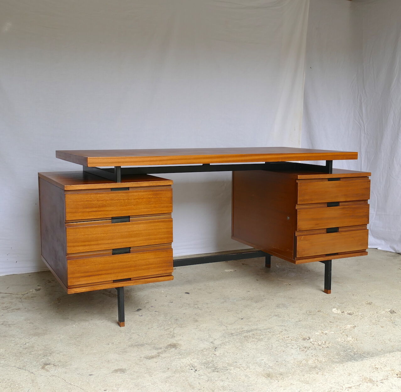 Pierre Guariche Office 1960