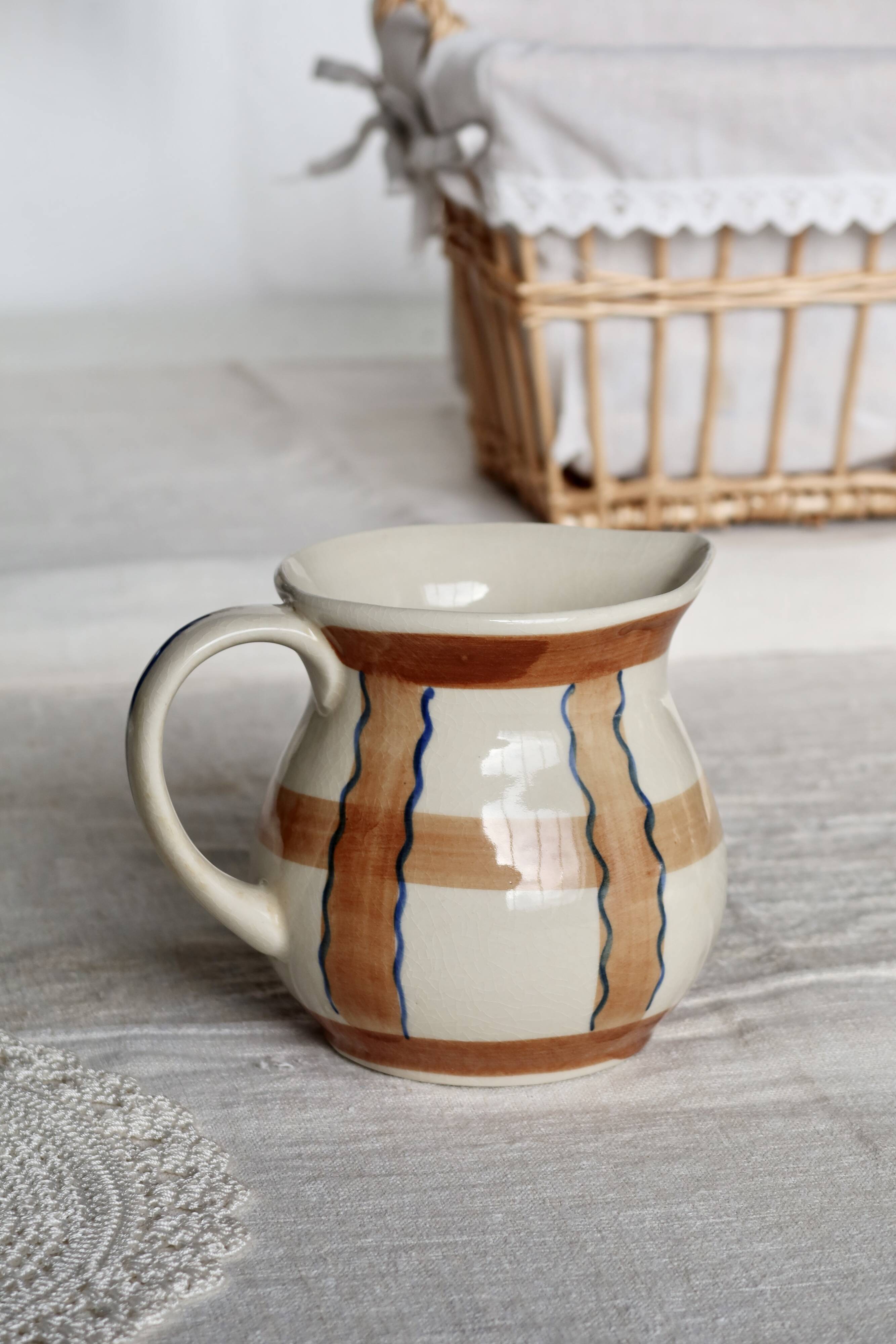Vintage ceramic jug in glazed beige and brown, hand-painted – Decor