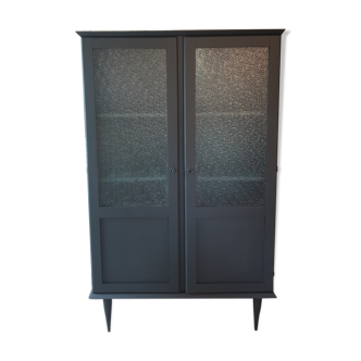 Showcase cabinet
