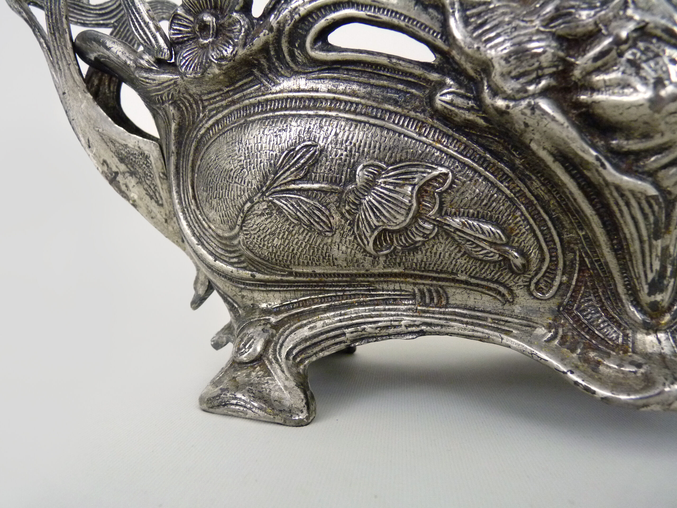 Silver bronze planter Art Nouveau era