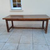 Farm table
