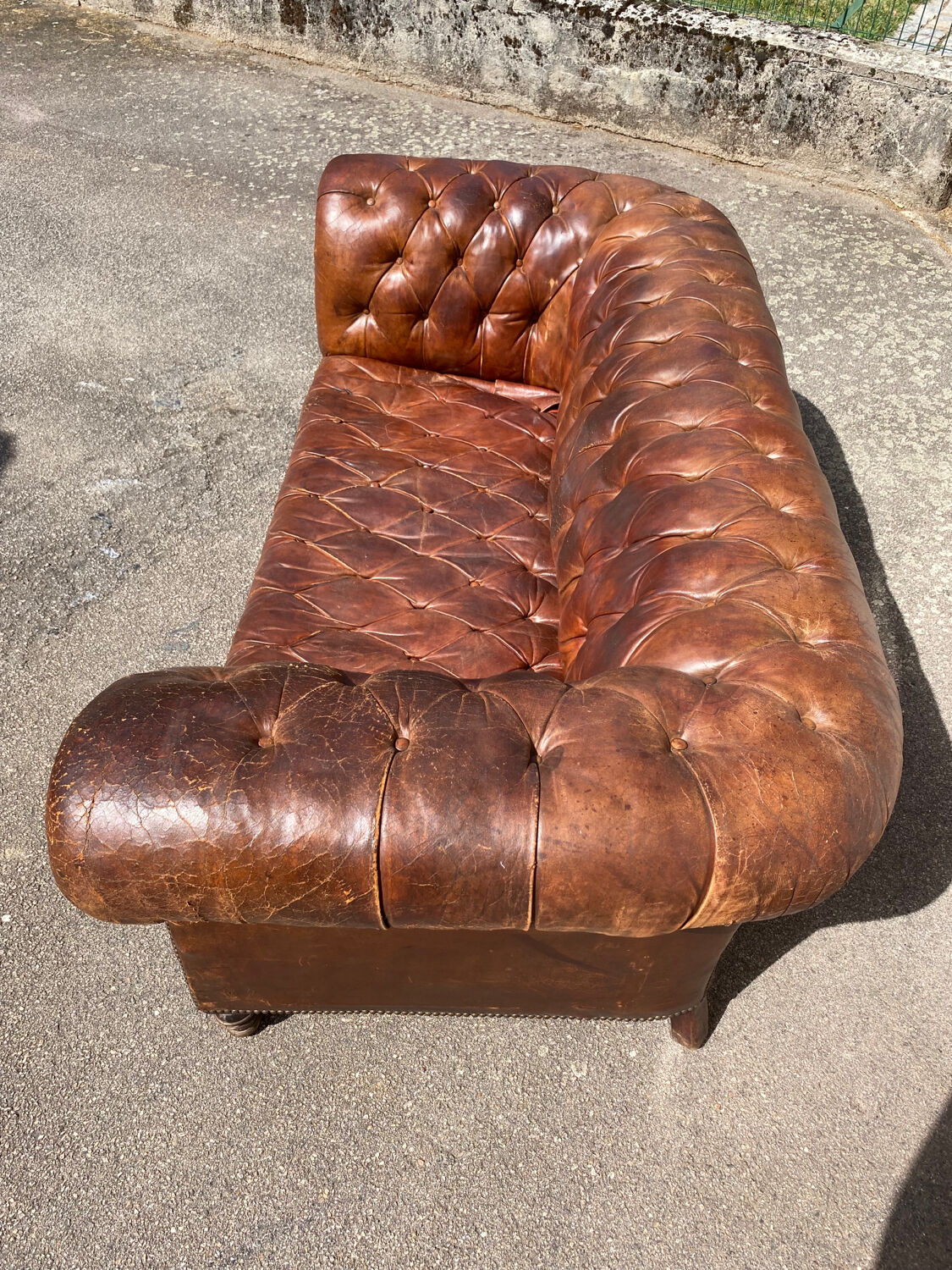 2 seater chesterfield leather sofa