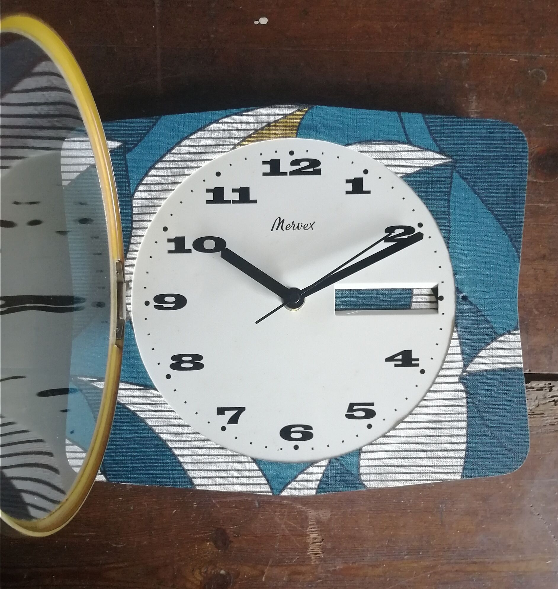 Vintage clock silent wall clock "Mervex blue white"