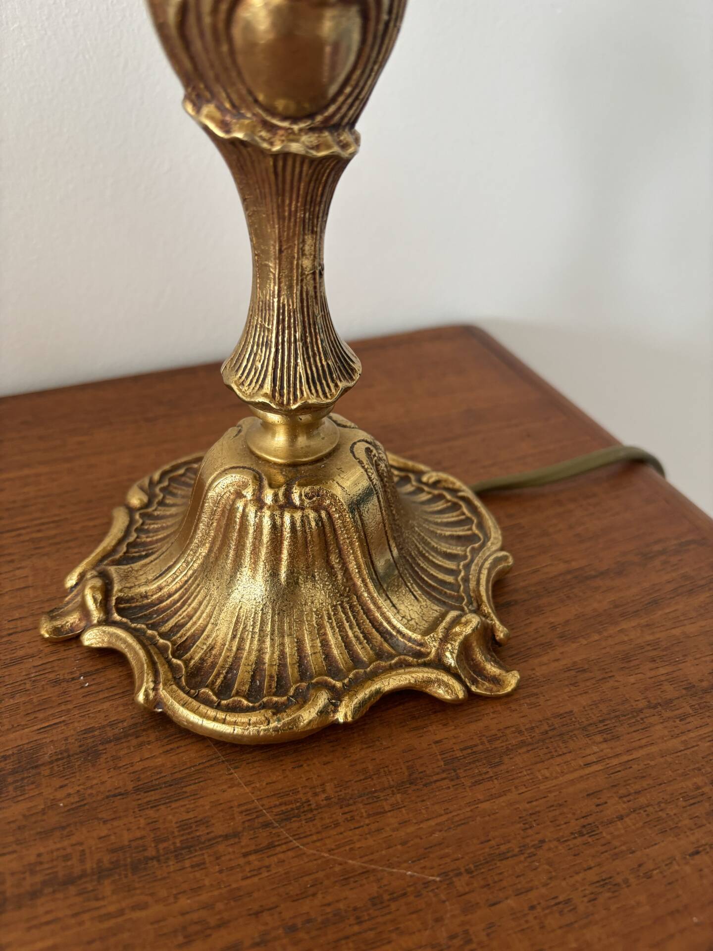 Antique brass lamp - bronze lampshade with toile de Jouy – Vintage lamp
