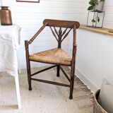 Chaise d’angle vintage antique à trois pieds en bois massif avec assise en