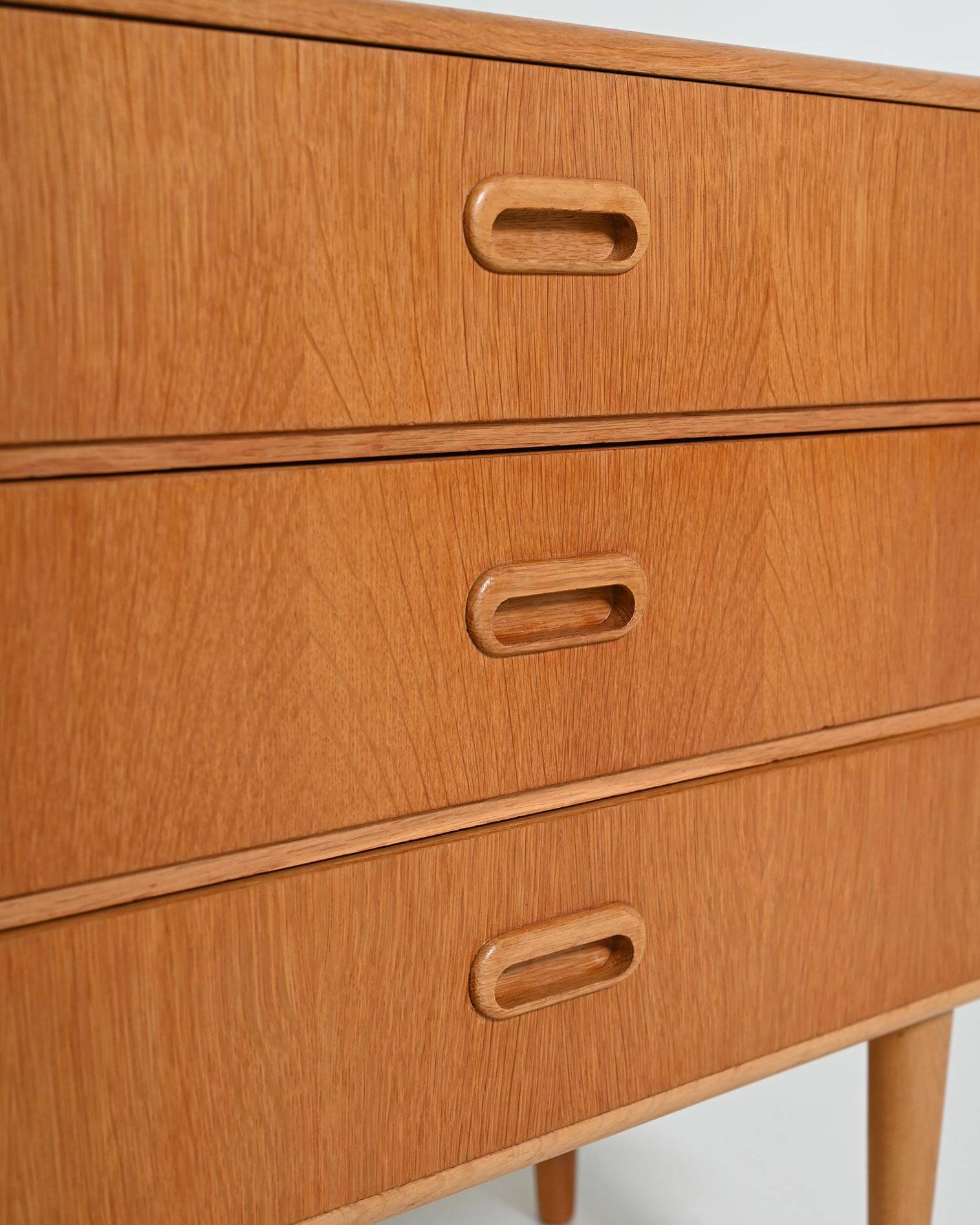 Table de chevet scandinave, années 1950-60