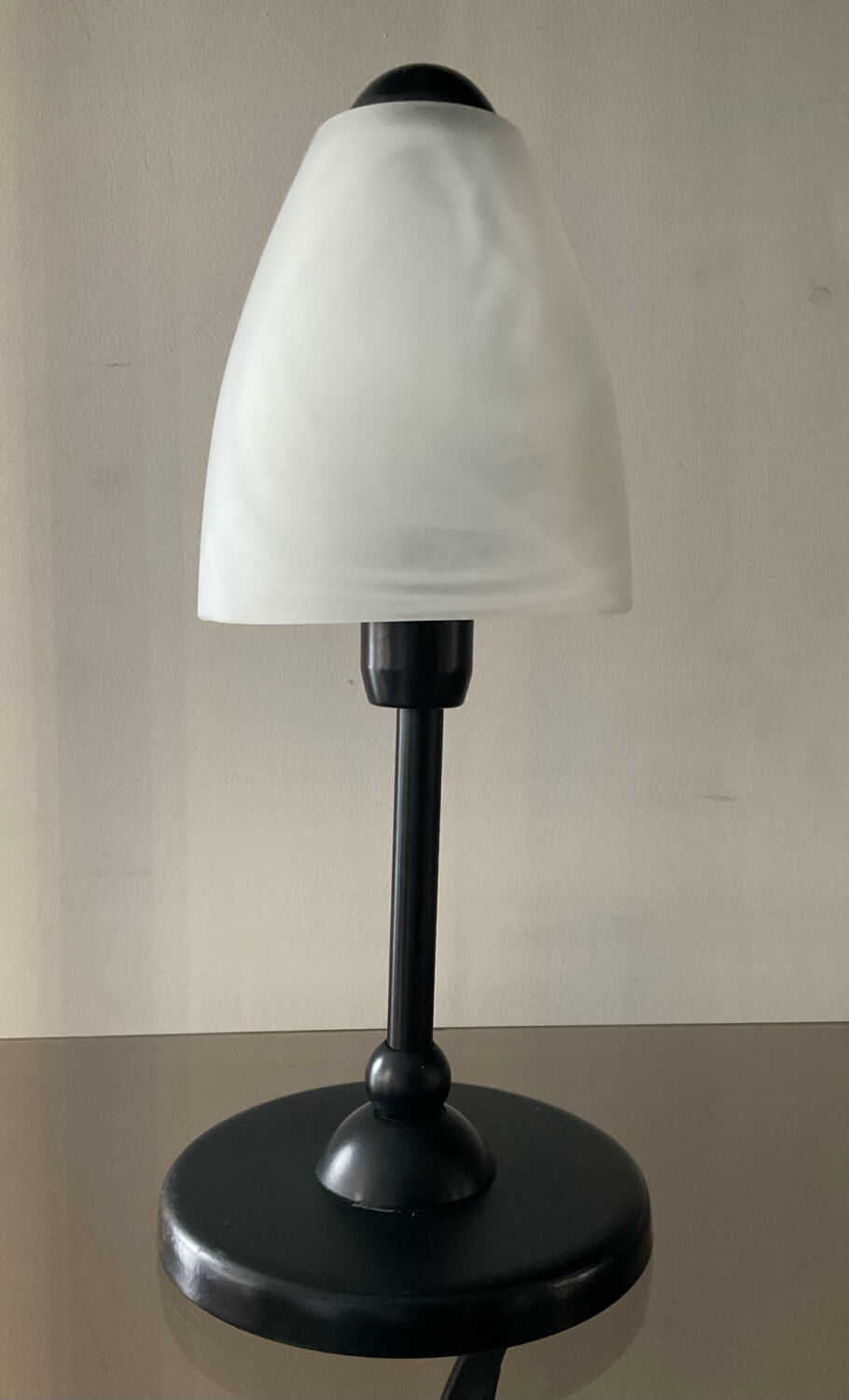 Vintage lamp from the 80s in black metal and glass paste