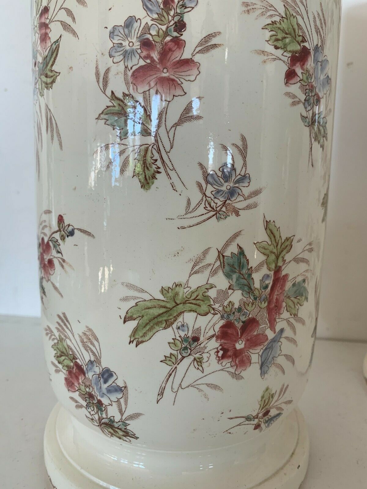 Pair of vases tubes in earthenware decorated XX century