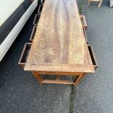 Farm table