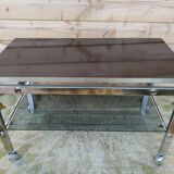 Swivel rolling coffee table