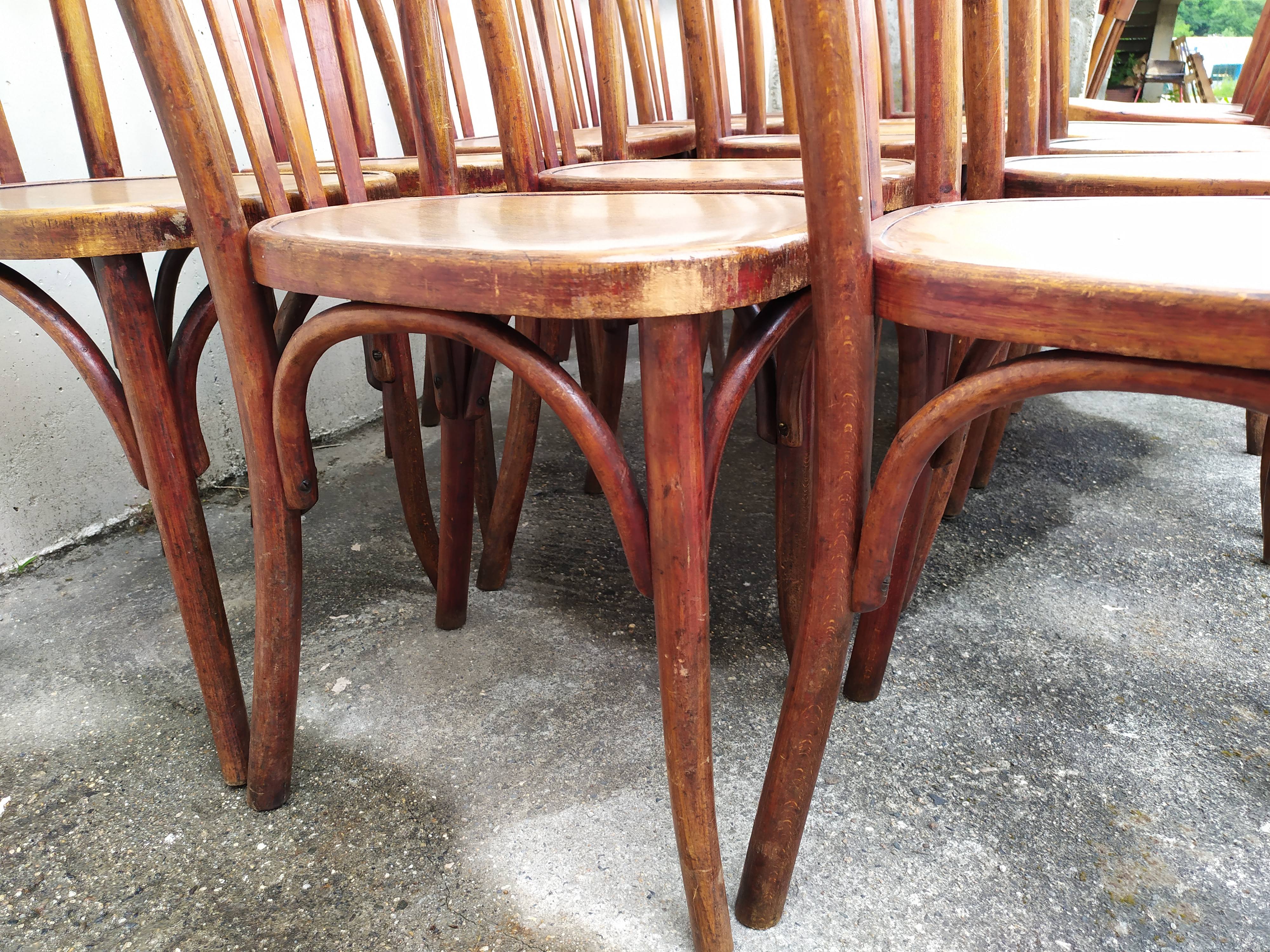 Lot de 18 chaises bistrot Fischel