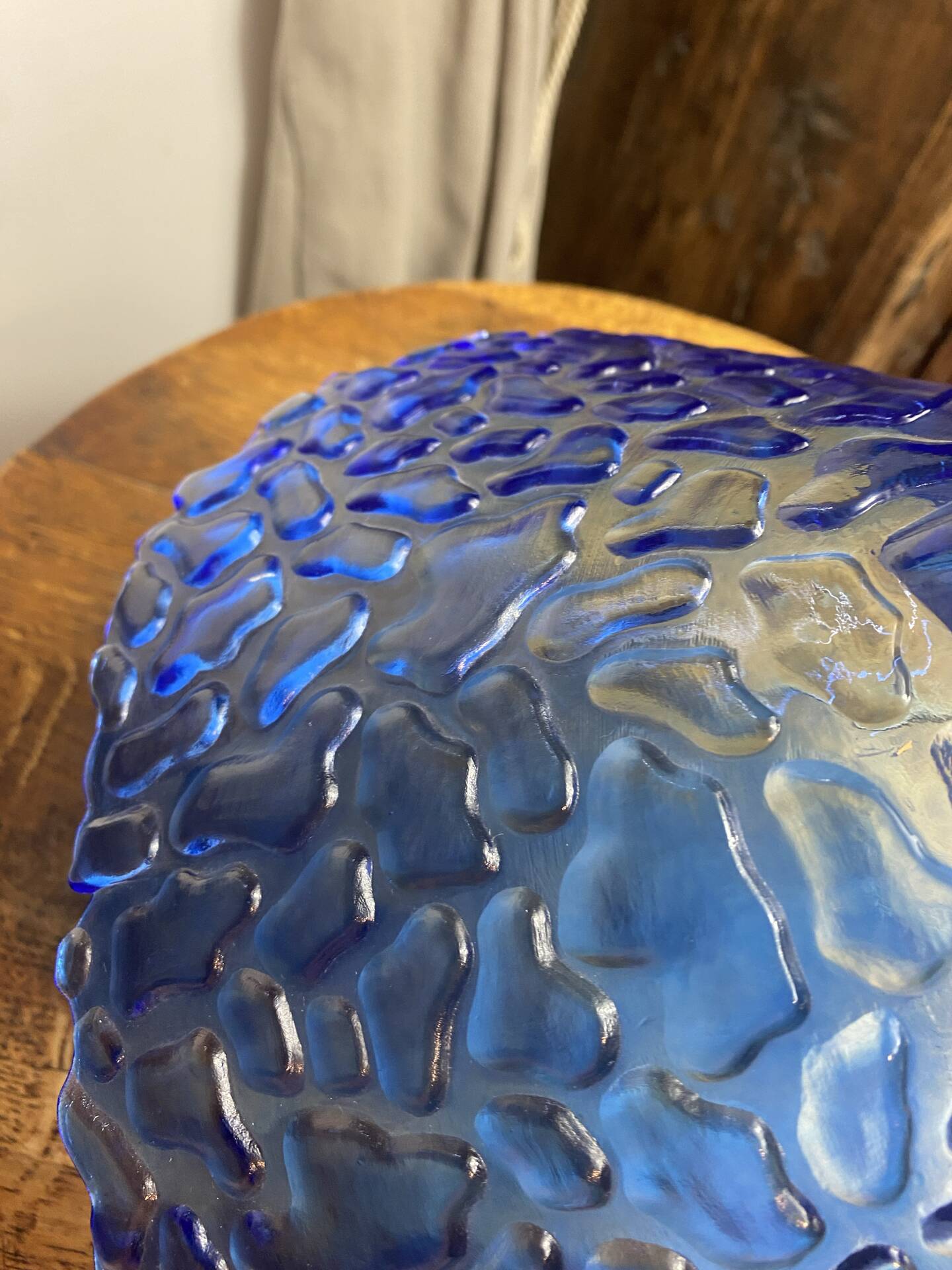 Blue moulded glass suspension