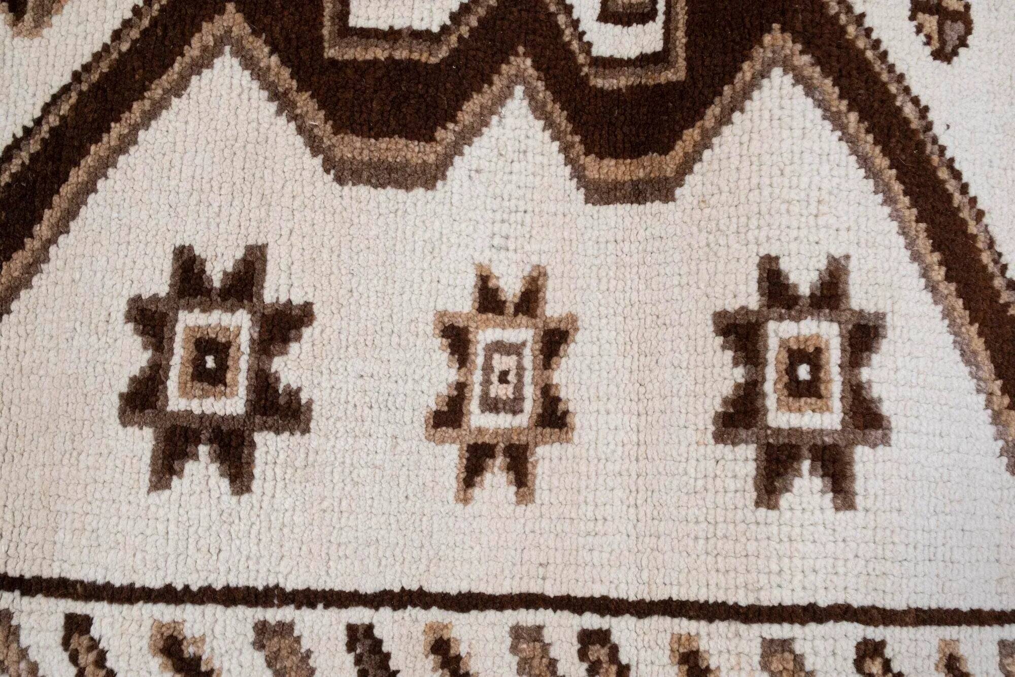 Vintage Turkish hallway rug 117x368 cm