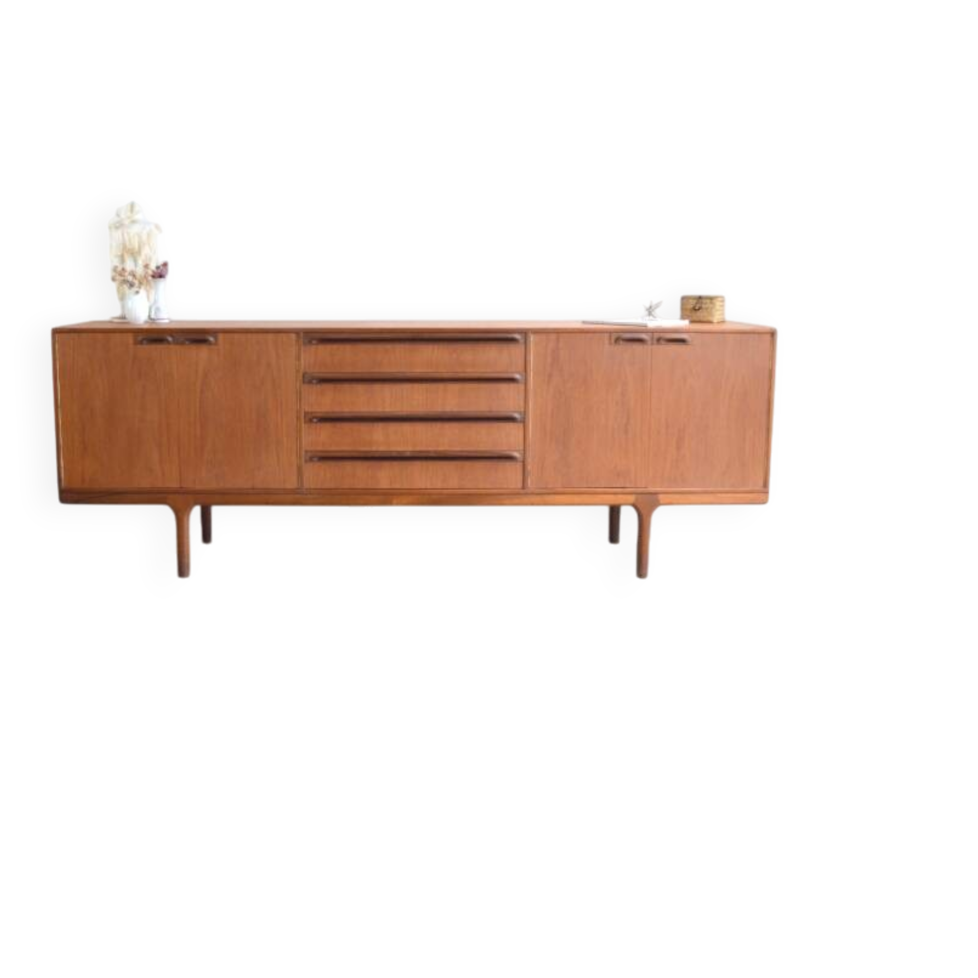 Sideboard by McIntosh – four doors * 213 cm