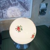 Flowered opaline lamp