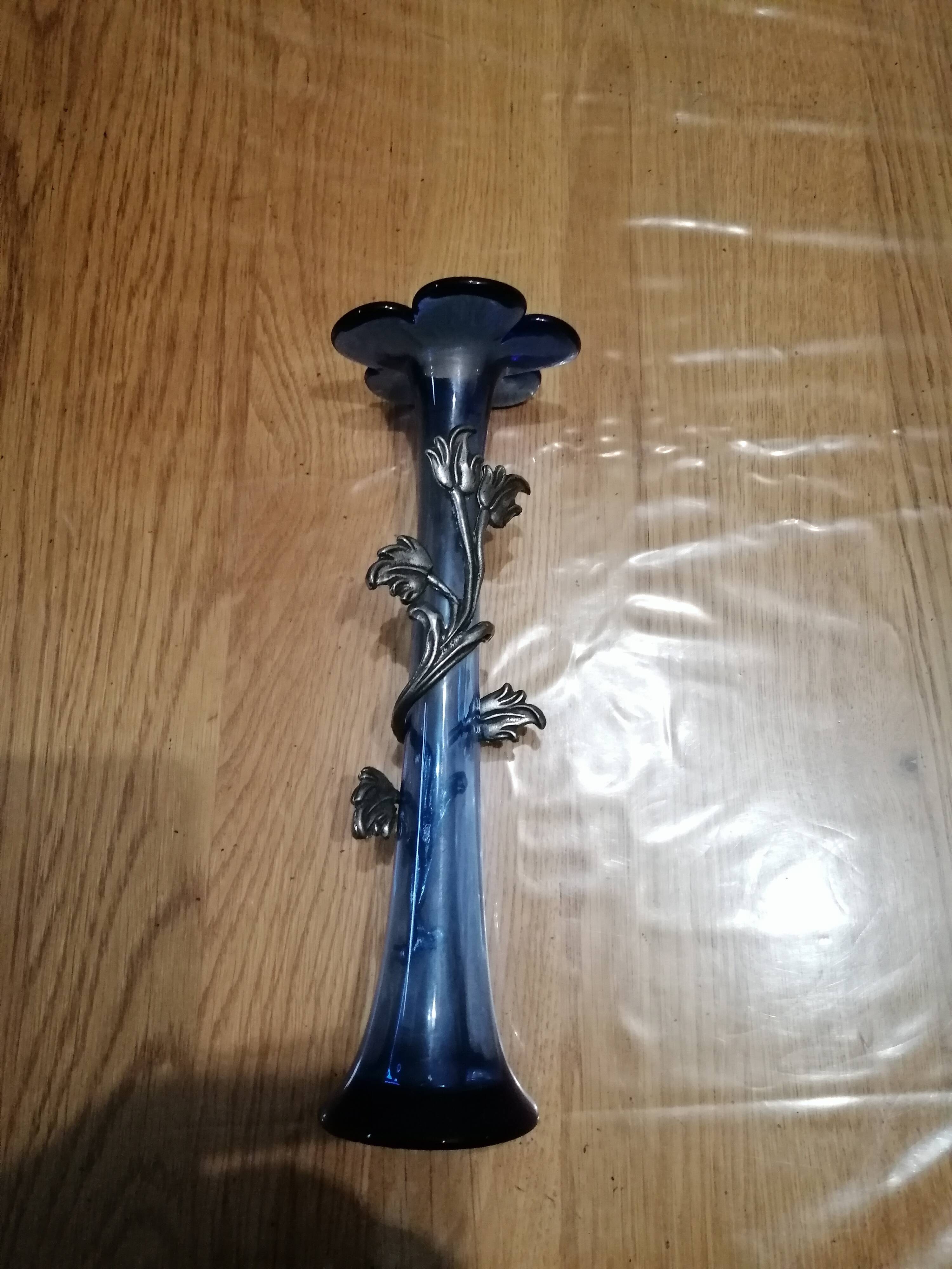 Ancient soliflore vase