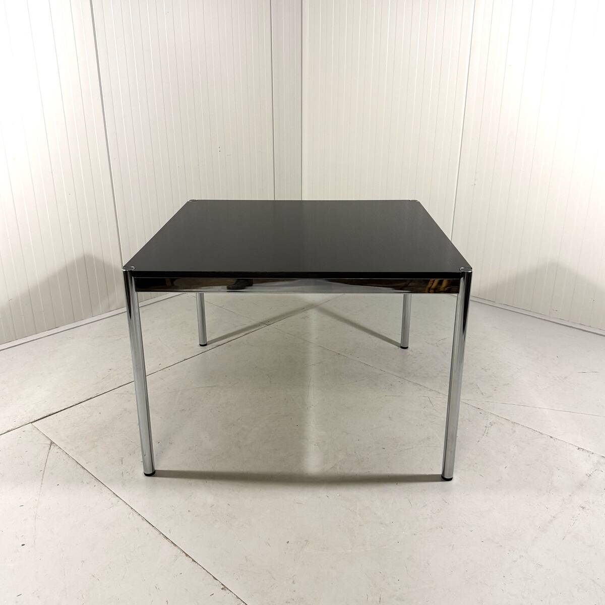 USM Haller dining table in black ash, Fritz Haller 1980’s