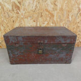 Ancien coffre en bois