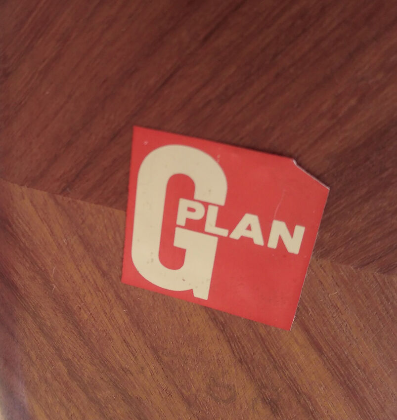 Round coffee table "Astro" in teak - Designer Victor Wilkins - Edition G Plan - 1960