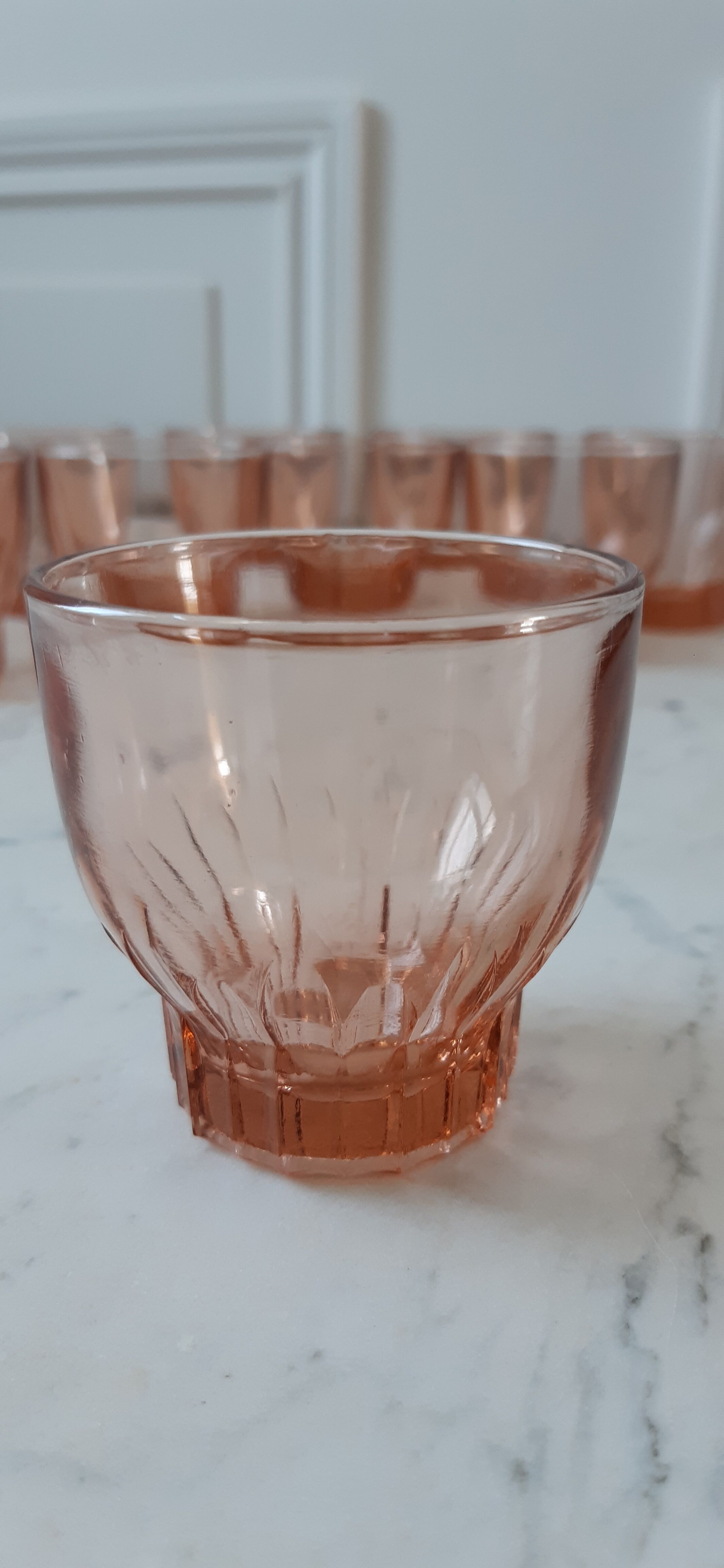 Set of 10 art deco pink glass wine/water glasses