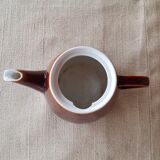 Teapot and milk jug from Villeroy and Boch bistro 1970