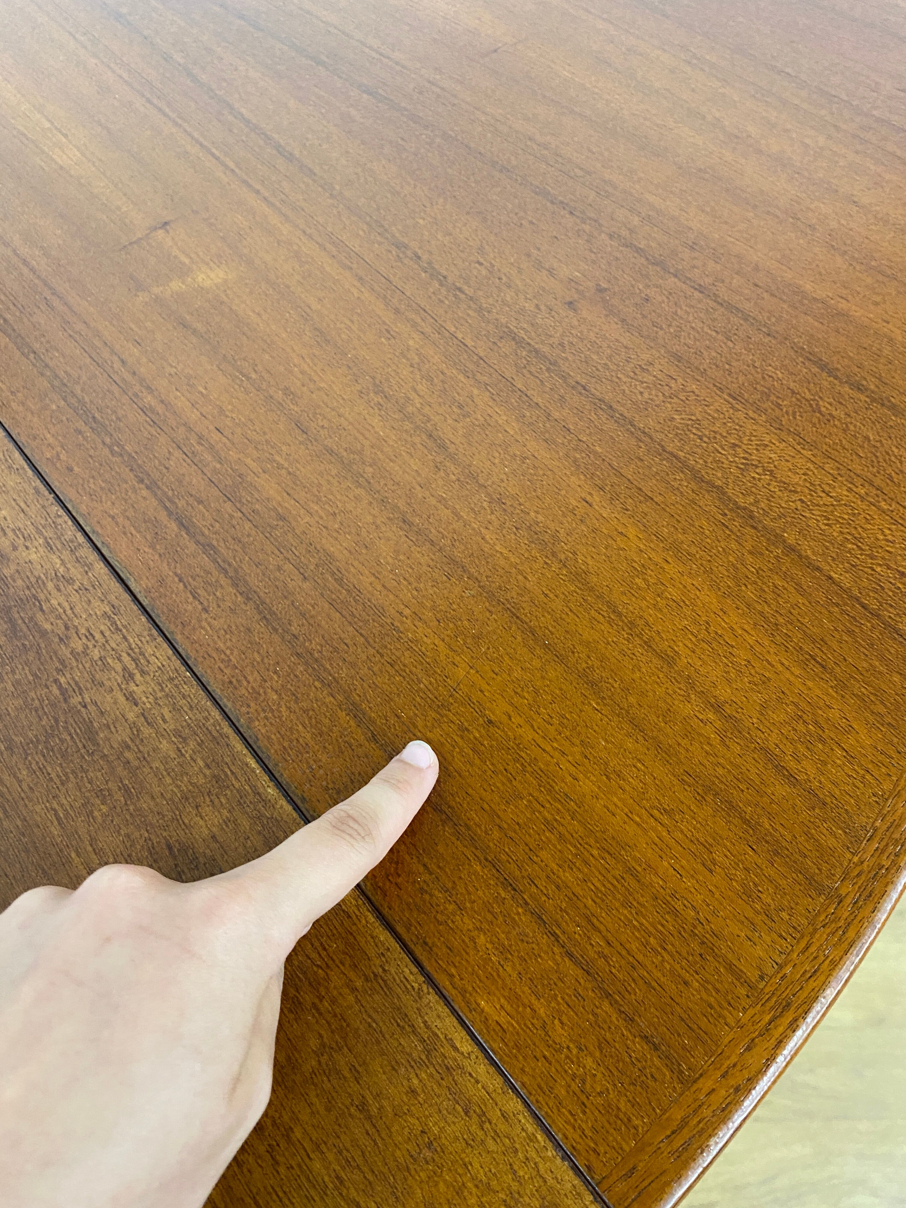 Table ronde scandinave avec rallonge