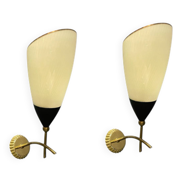 Appliques en verre et laiton italien dans le style de Stilnovo des années 1960.