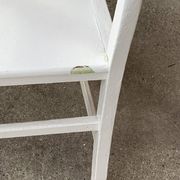 Art Deco chair in white painted wood, 1930s office chair, medallion backrest and armrests.