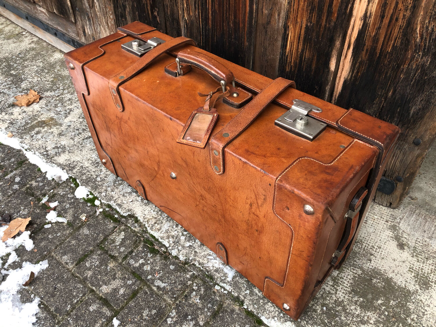 Art deco saddle leather trunk by old england paris