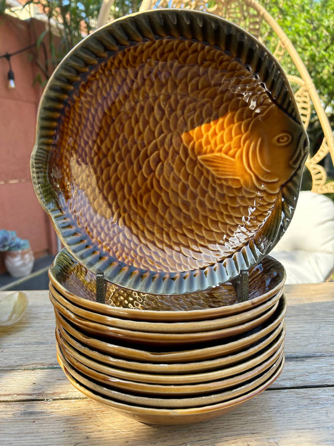 10 Sarreguemines fish plates