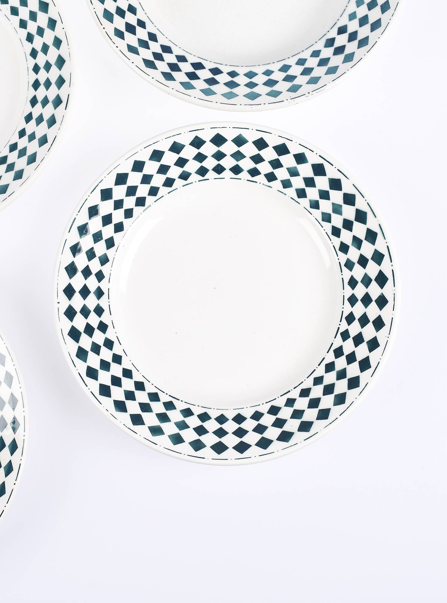 Set of 10 Moulin des Loups and Hamage Orchies diamond plates