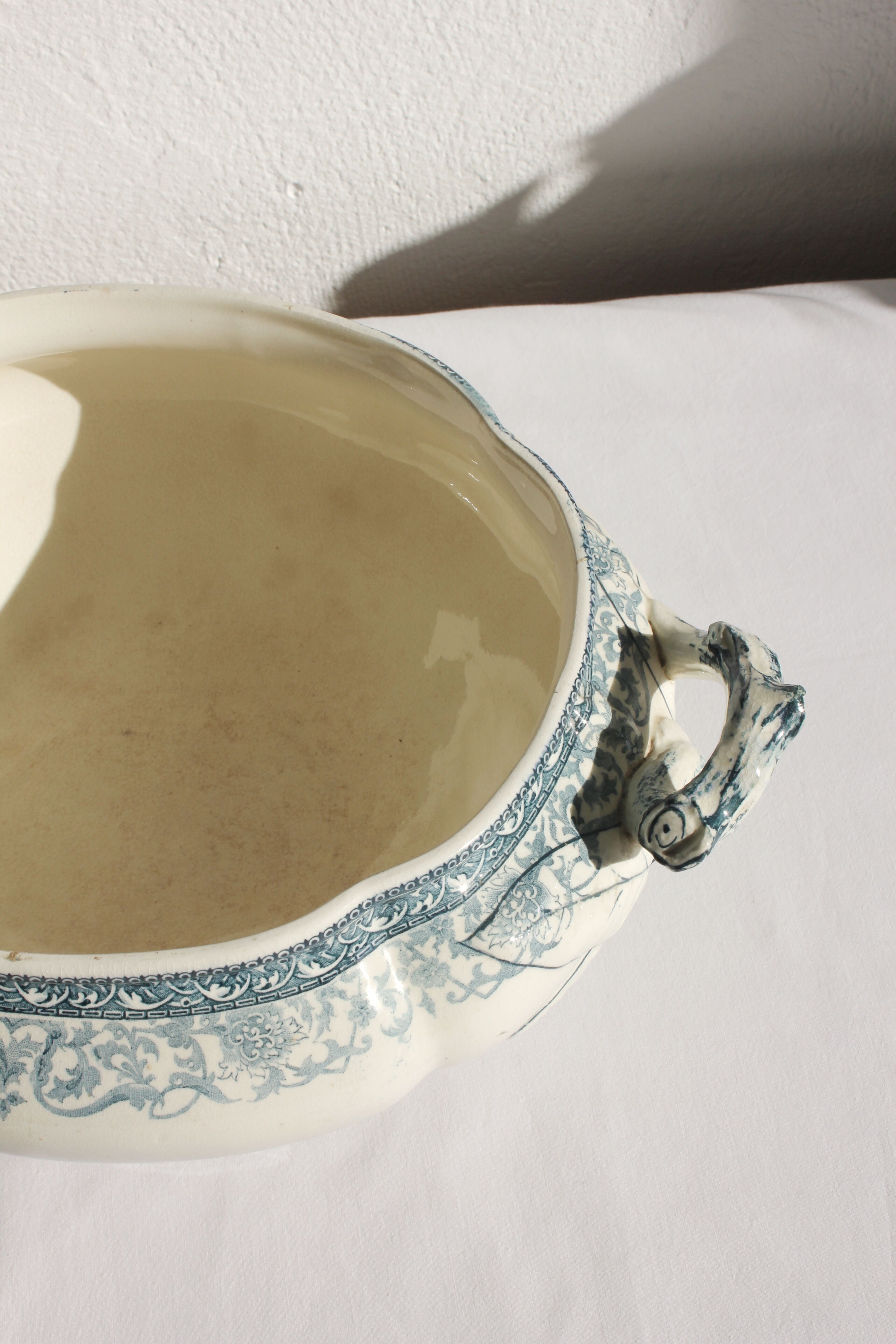 Soup iron earth model "Sully" Choisy-le-Roi